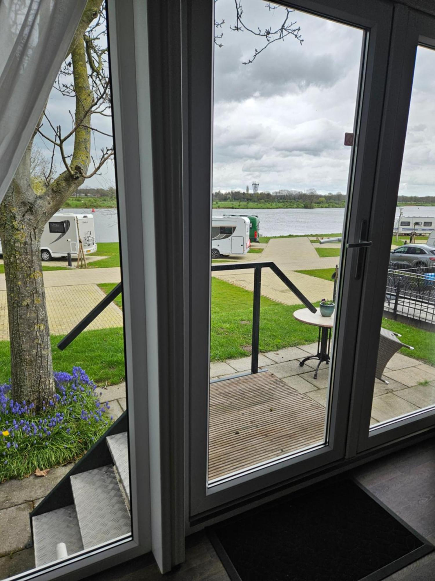 Veerhuys Tante Jet Hotell Blitterswijck Exteriör bild